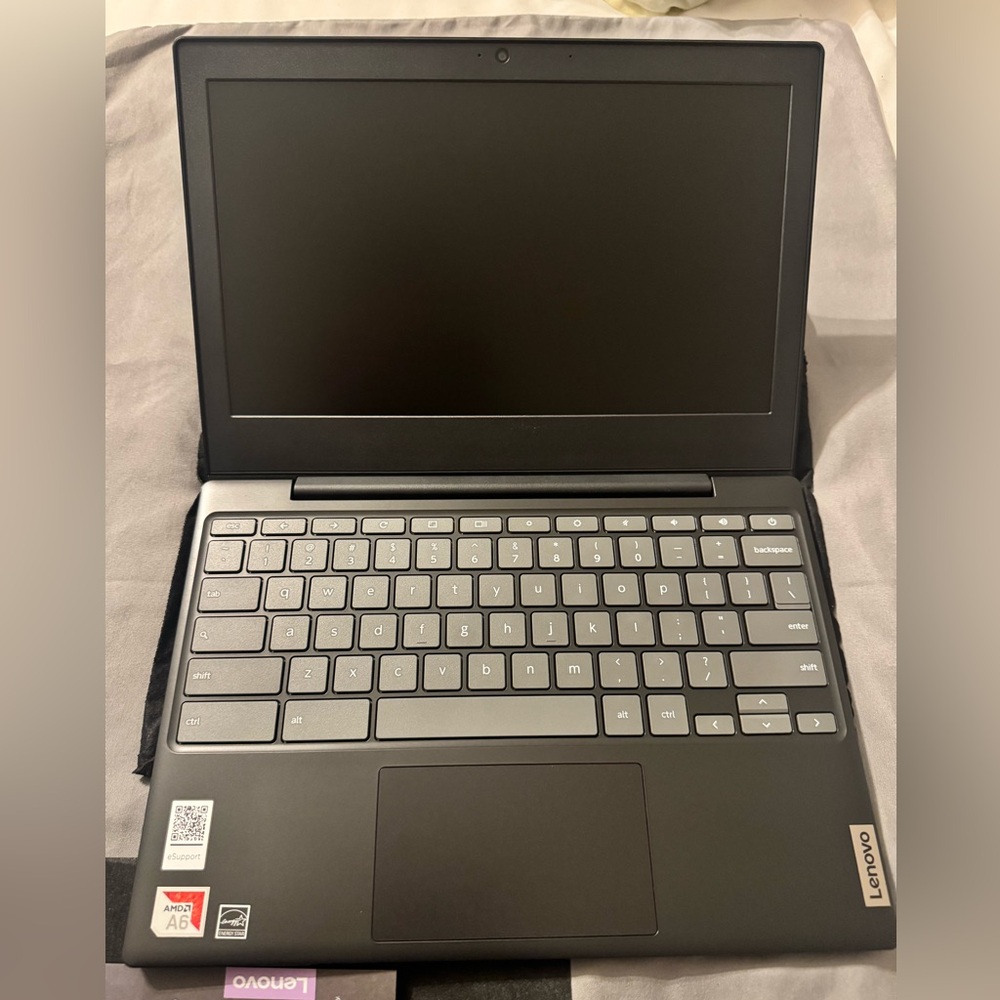 Lenovo - Chromebook 3 11” Laptop